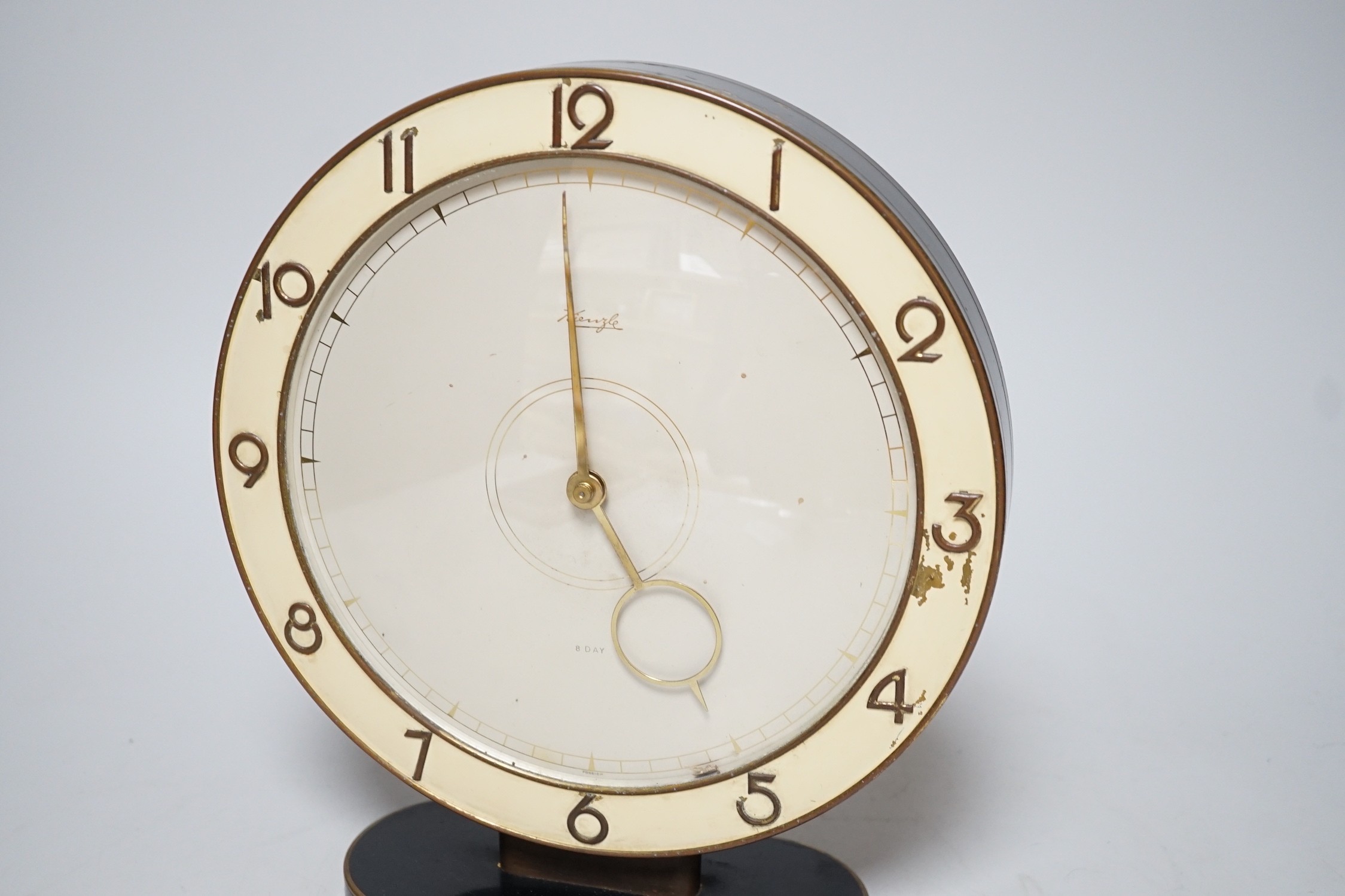 A Kienzle Art Deco style eight day mantel clock, 25cm